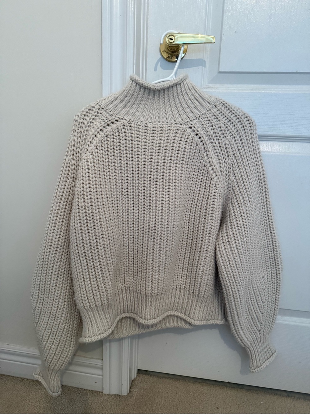 H&M Cream Chunky Ribbed Turtleneck Sweater